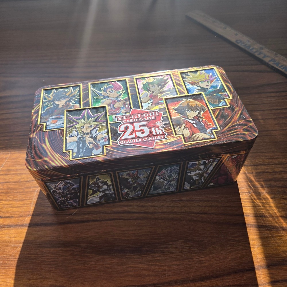 Yu-Gi-Oh Card Bulk Lot in 25th Anniversary Quarter Century Dueling Heroes Tin